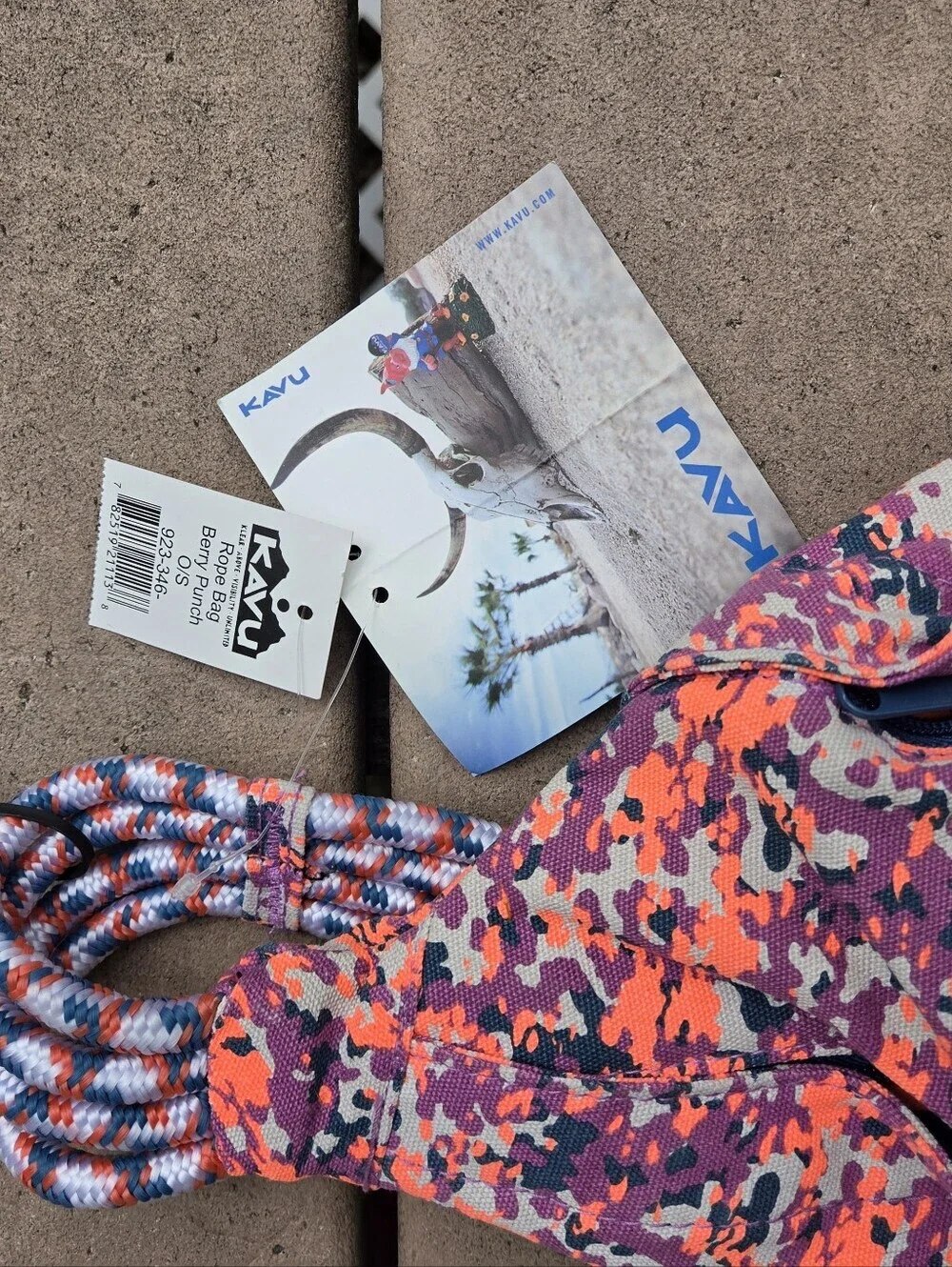 NEW Kavu Berry Punch Rope Sling Bag Purse Crossbody Multicolor Camo Purple Pink